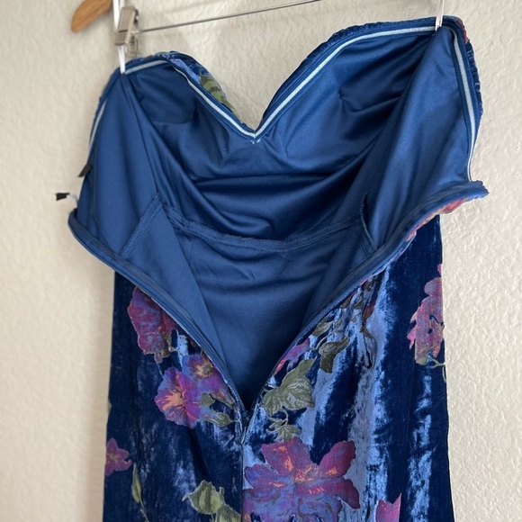 Exquisite Blue Floral Burnout Velvet Strapless Maxi Dress - Picture 7 of 10